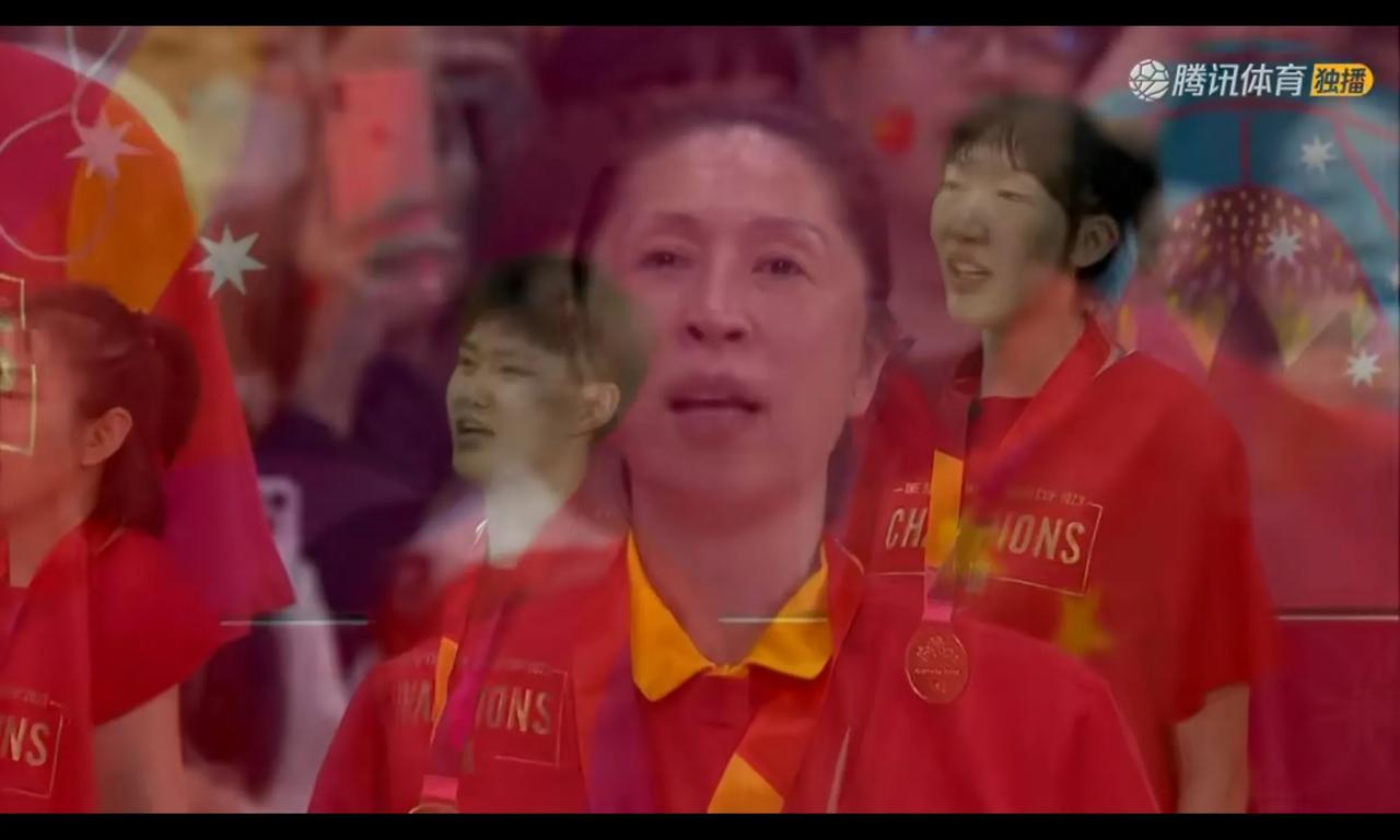 #王治郅：不能拿男篮成绩来否定女篮#

老实人趟浑水，这是给王芳解围吗？女篮联赛