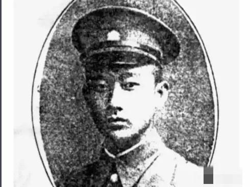 1948年3月的一天，彭德怀在瓦子街看到刘戡的尸体，说：他是一条好汉。
 
在波