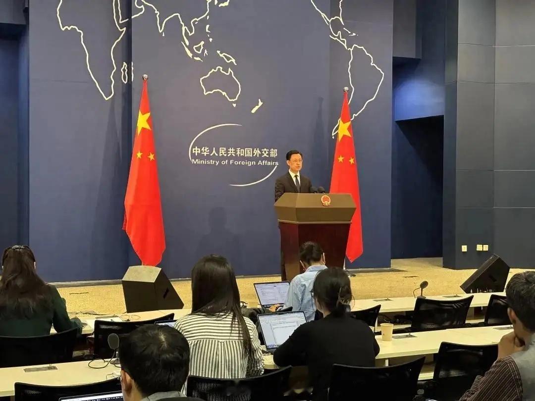 清算开启！30国代表撤离东京，中方强硬反击，划定三大红线绝不退让北约30国驻日大