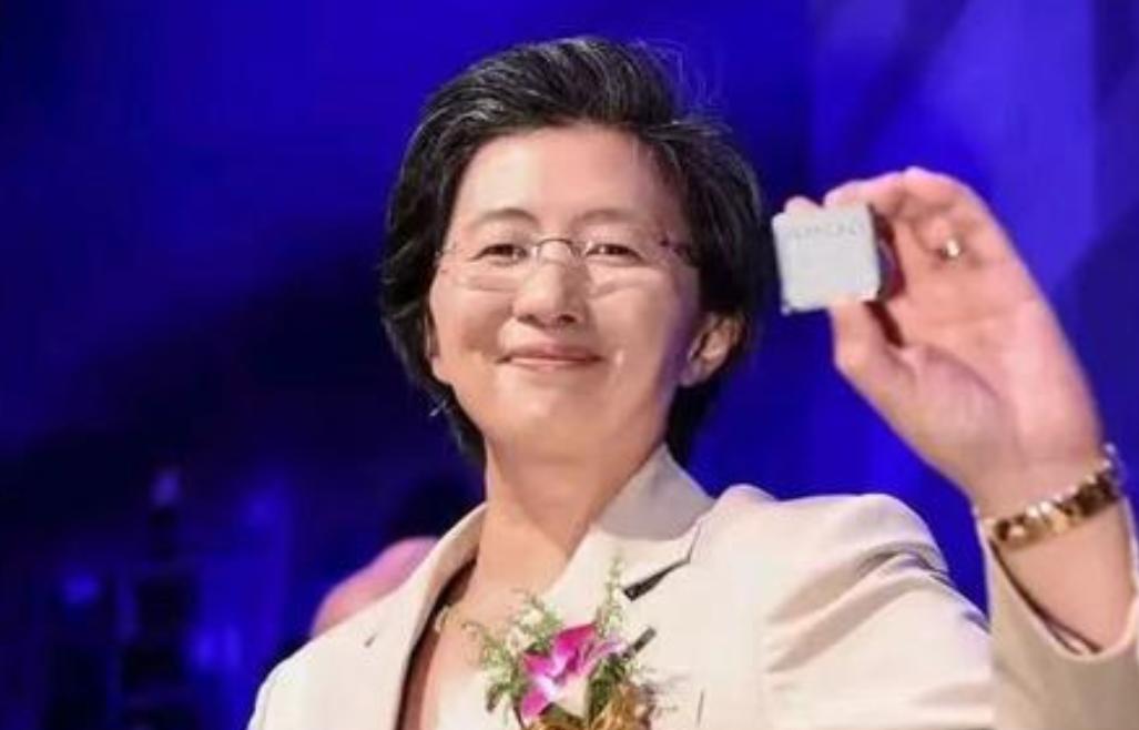 年薪4亿的美国院士，却顶风为中国造芯片！“芯片女王”苏姿丰当时引发无数美国人质疑