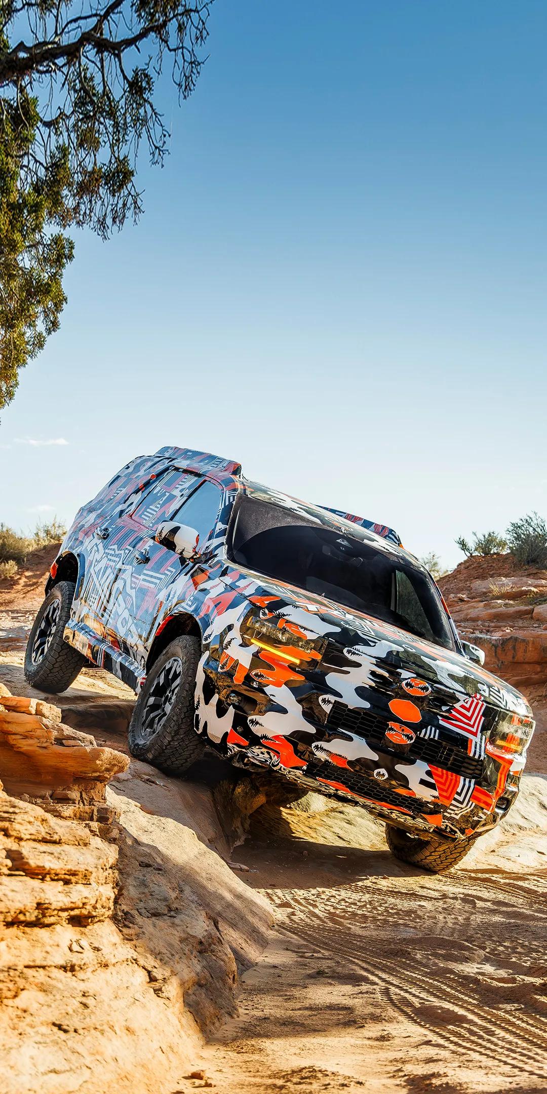 最近本田在Rebelle Rally 女子越野拉力赛上，亮相了2026款本田 P