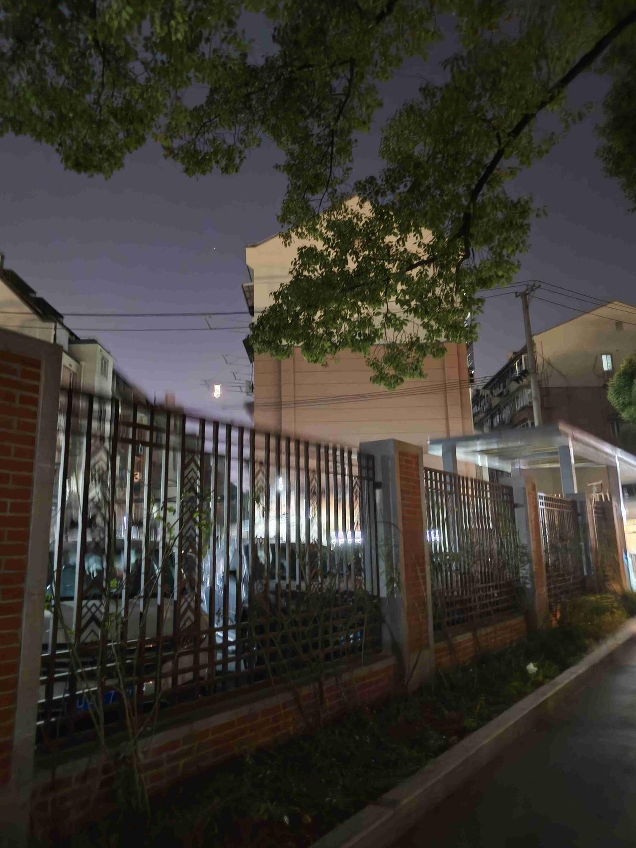 我的今日状态：🏝️旅行度假
我这里的天气：☁️阴天