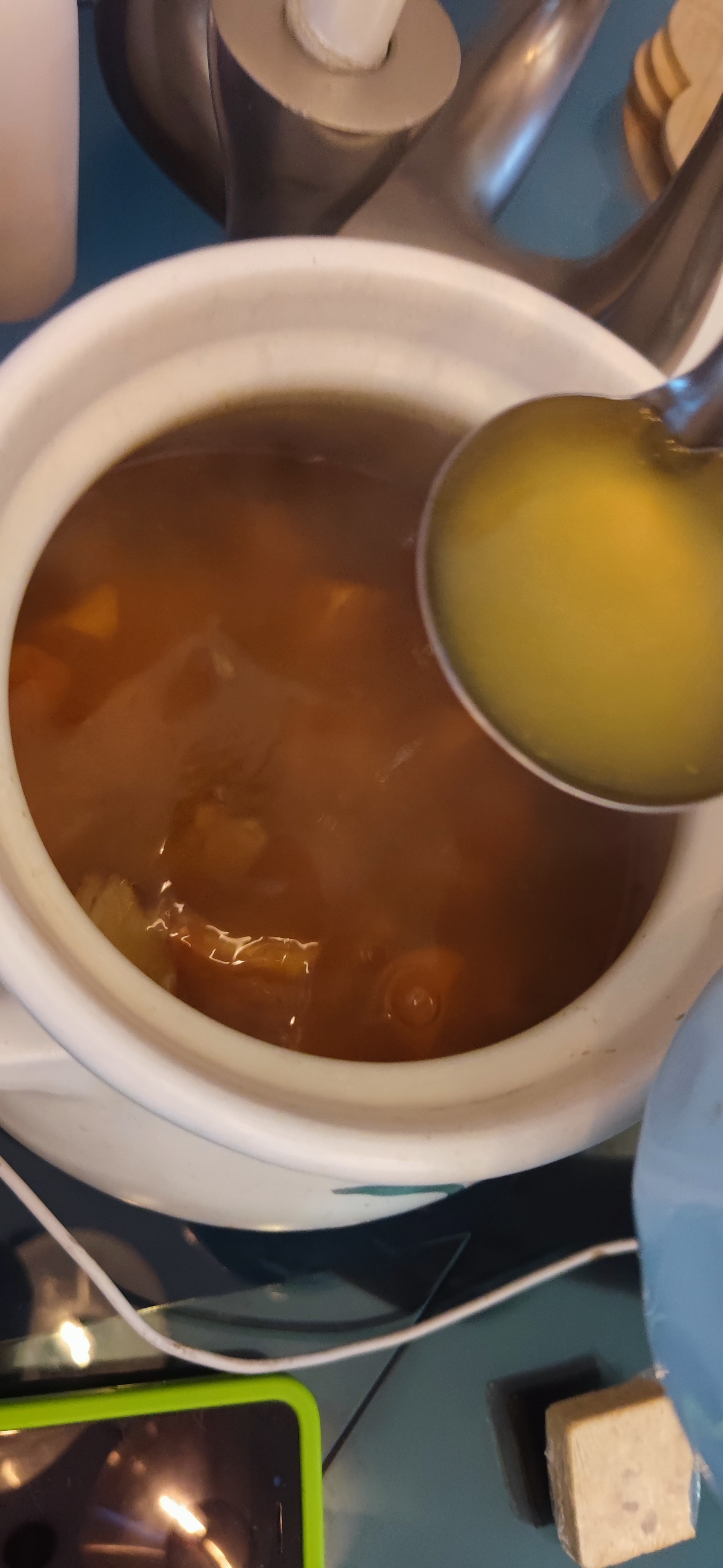 在妹妹家吃完饭回家 偶遇猫猫侠 