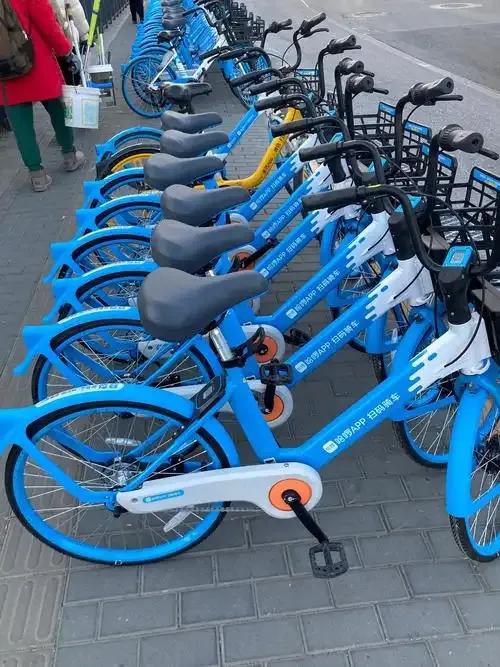 都说互联网的尽头是网贷，最近我遇到一件特别诡异的事，一定要跟大家好好分享。最近我