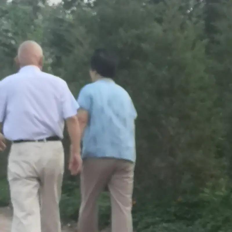 好多诗句都被我们误解啦。“执子之手，与子偕老”，大家都以为是爱情誓言，其实出自《