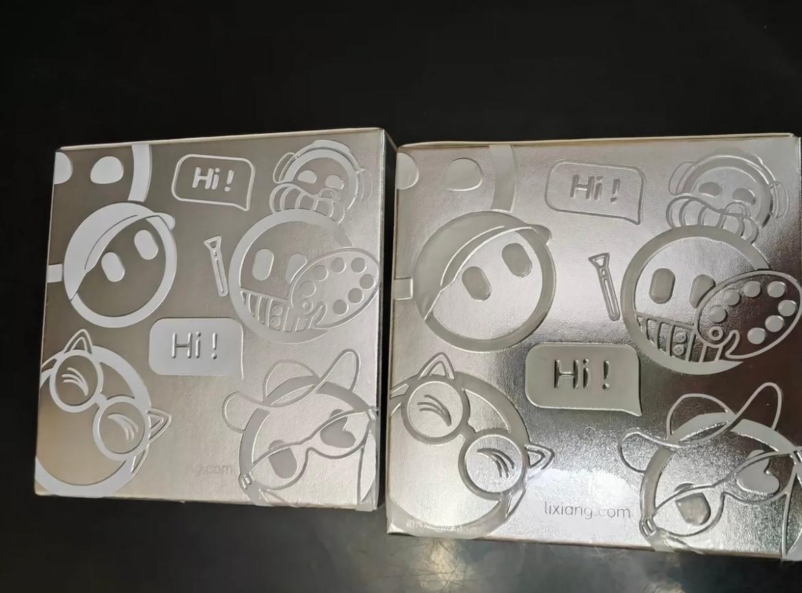 评论区抽一个理想公仔盲盒，限铁粉，20号开。 ​​​