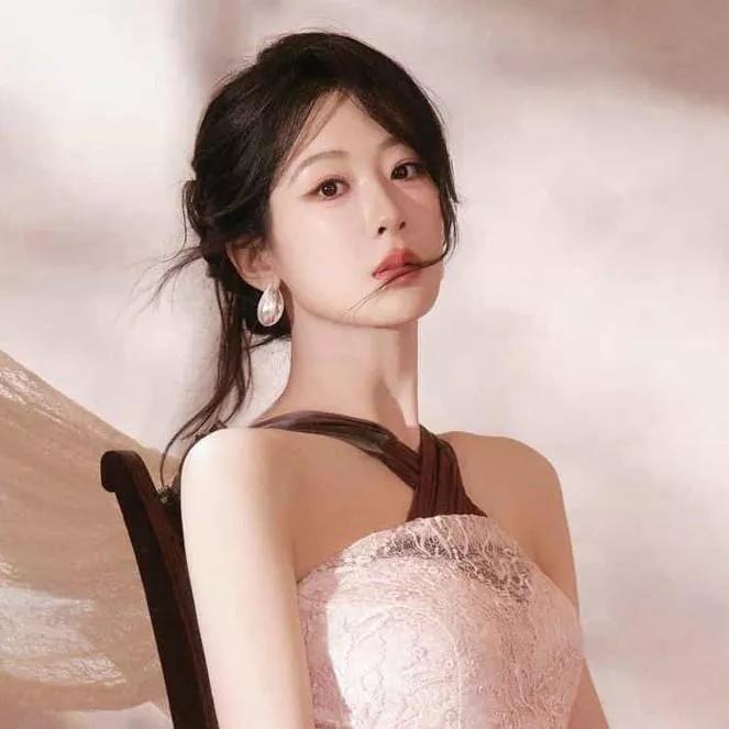 梦幻婚纱写真，甜美又优雅梦幻婚纱大片 婚纱婚纱照 甜美婚纱写真 时尚婚纱写真 梦