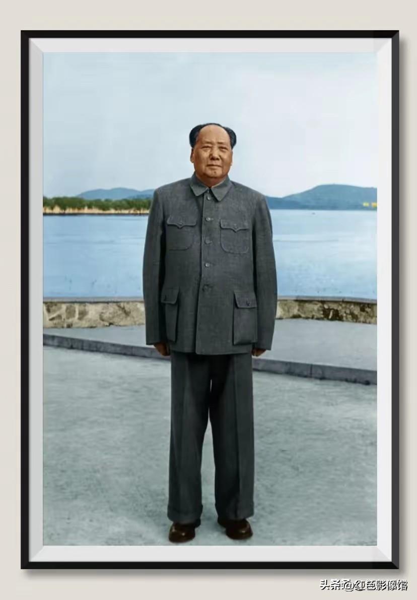 致敬伟大领袖毛主席