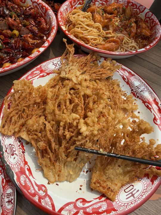 文化宫的！！个人觉得无法超越！！