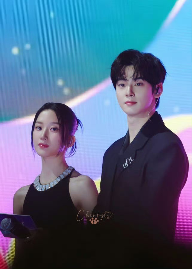 车银优 文佳瑛  小韩最搭的两张脸 ​​​