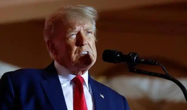 西方互联网狂欢的自由世界，终于要被美国终结了，特朗普宣布所有国家都要交钱，因为美