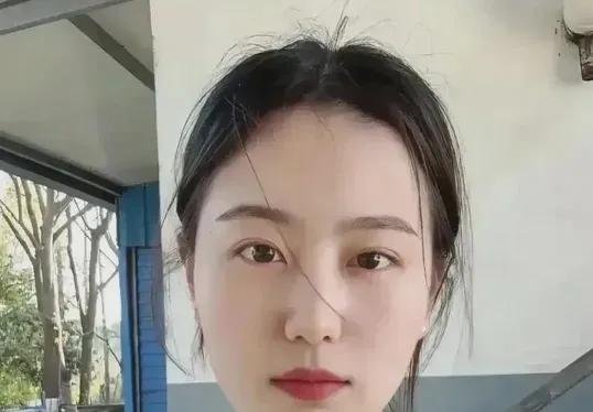 从“扶弟魔”到自我救赎：一场离婚背后的成长之旅
在这个物欲横流的城市里，我，刘婷