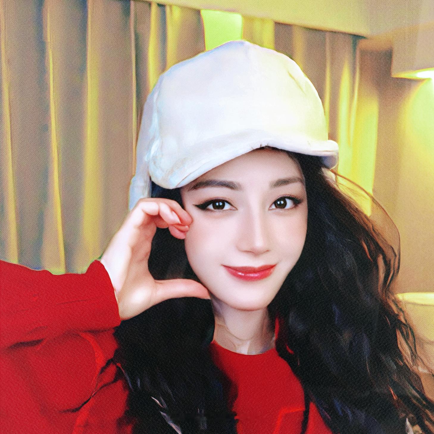是甜热热呀 