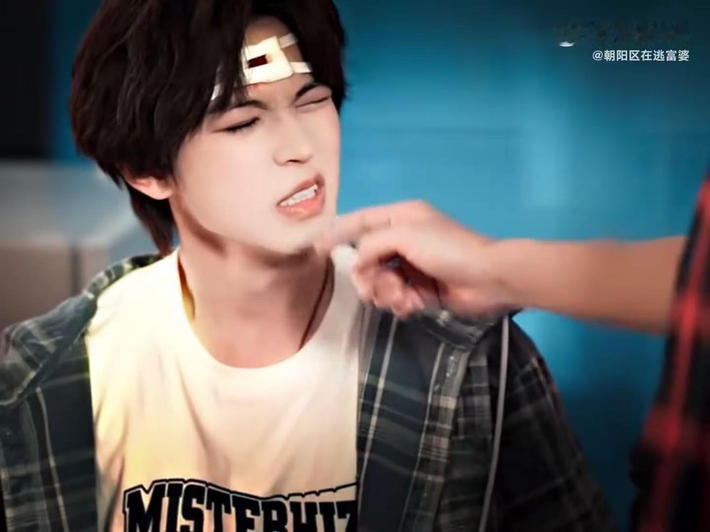 谁家古早偶练CP复活了 偶练时期的少年感和默契，在这部剧里继续发光。罗正和李希侃