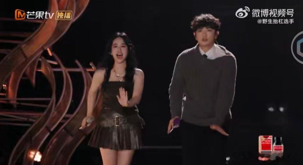 颜人中王赫野不要再打了声生不息 颜人中王赫野这画面太有喜感！以为要文艺开唱，下一