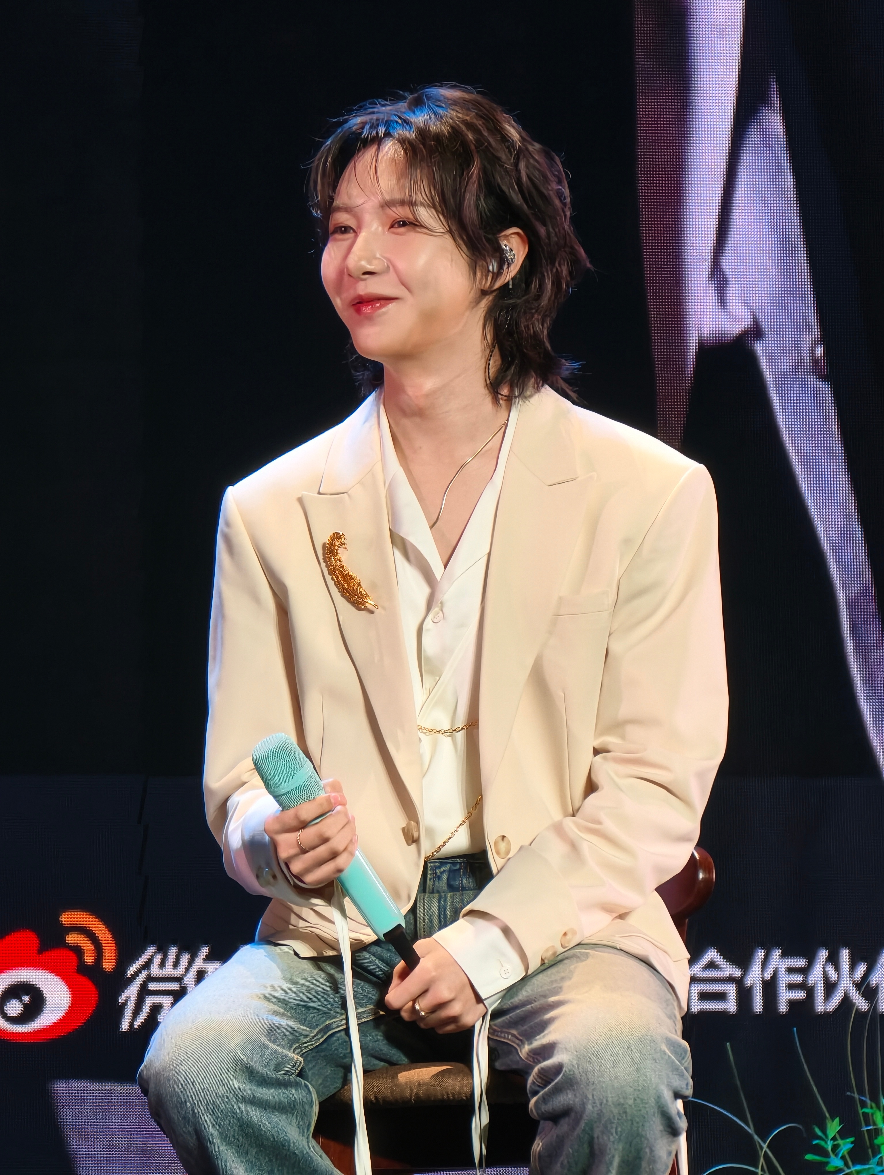 黄仁俊 笑得太可爱啦 