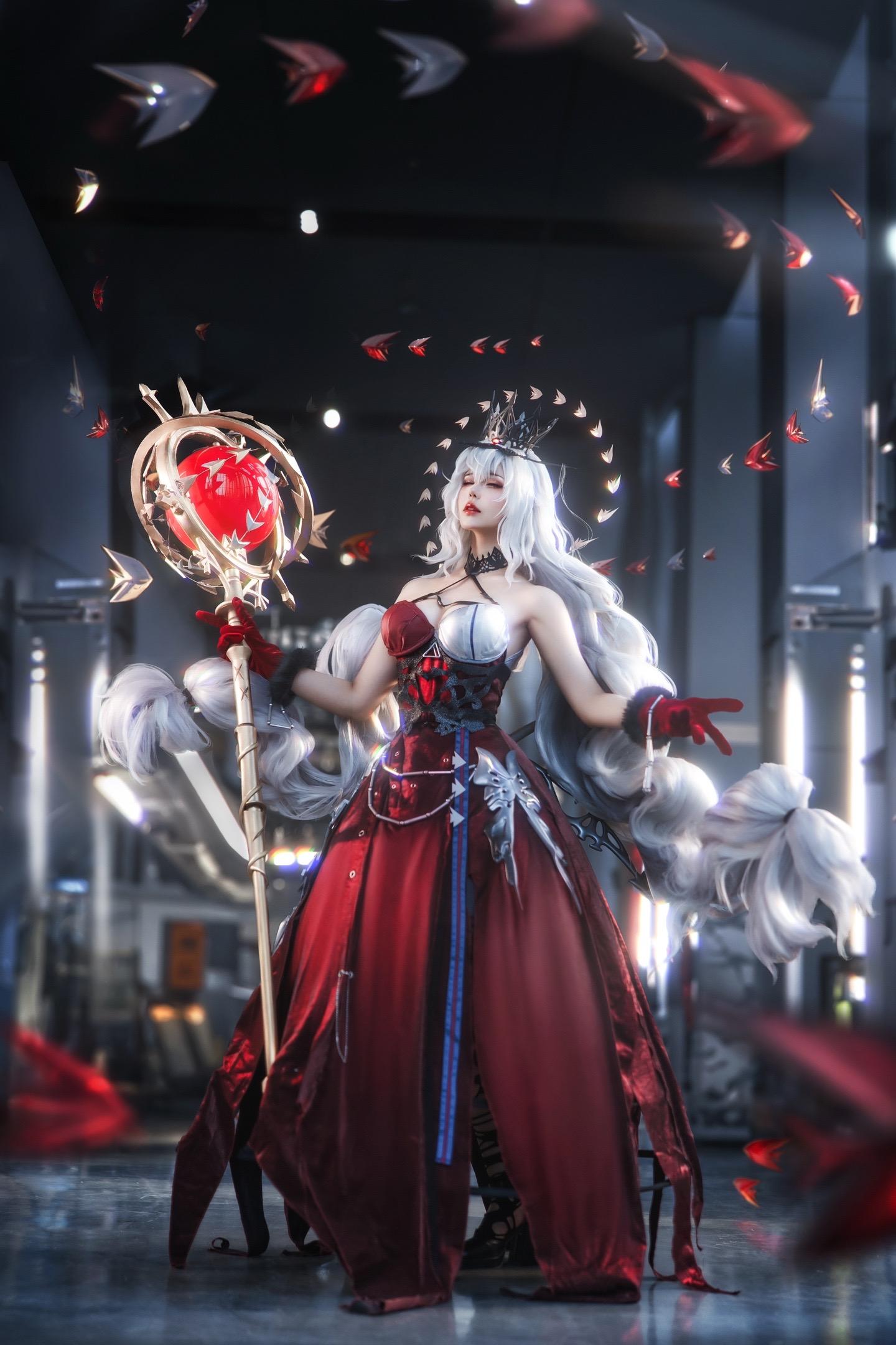 红女爵｜“一场红丝绒的梦”