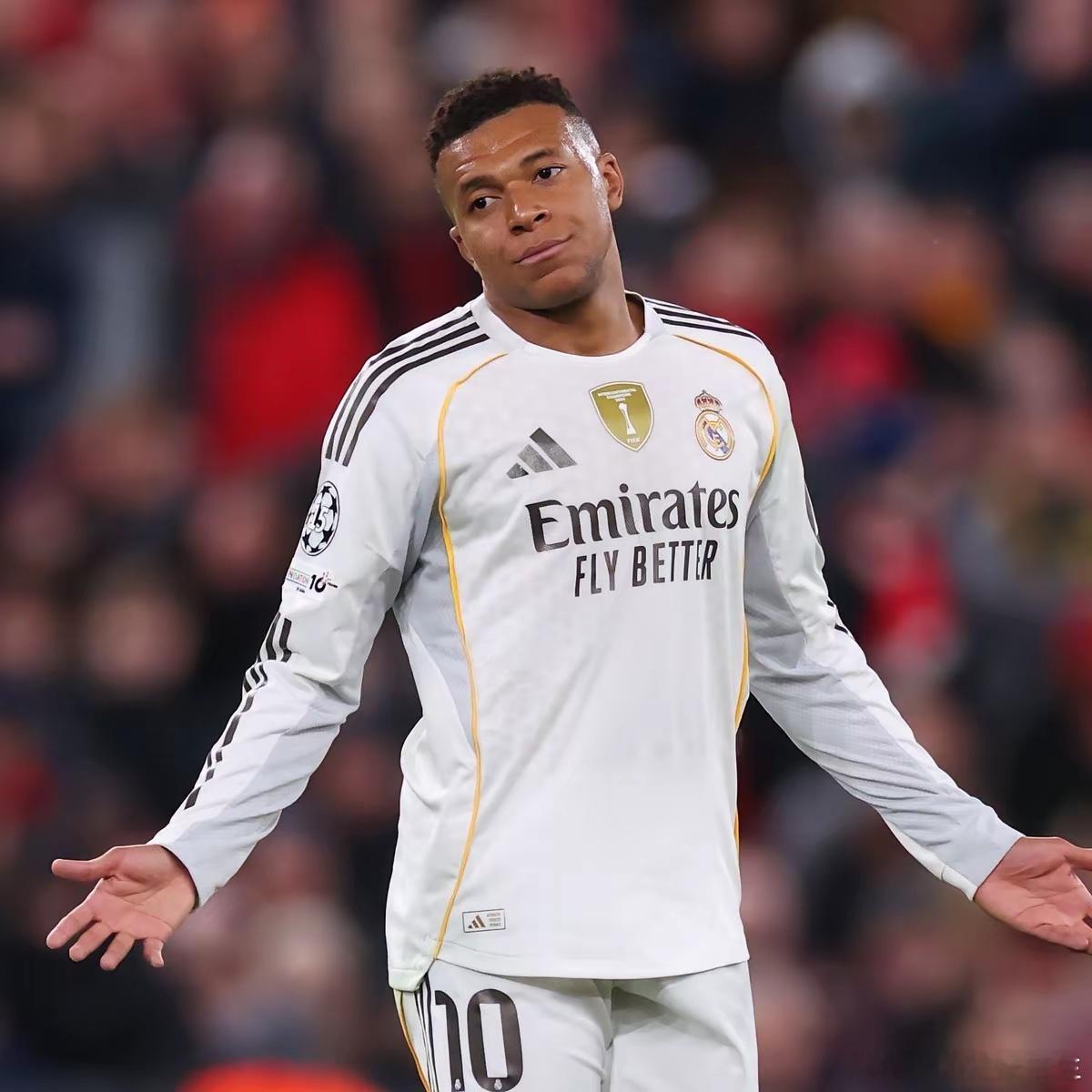 听说姆巴佩复出了，能在对阵曼城的淘汰赛次回合上场。但我觉得，他最好还是别上。皇马