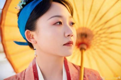 李嘉琦 要不你单身呢  隔着屏幕我都替他们着急[允悲] 