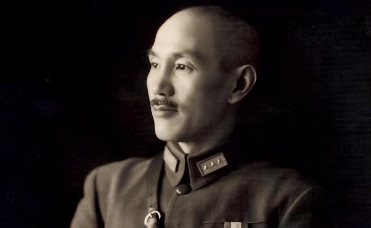 哪两位国民党高级将领既没有选择起义也没有投降，依然获得超级高规格待遇呢？
194