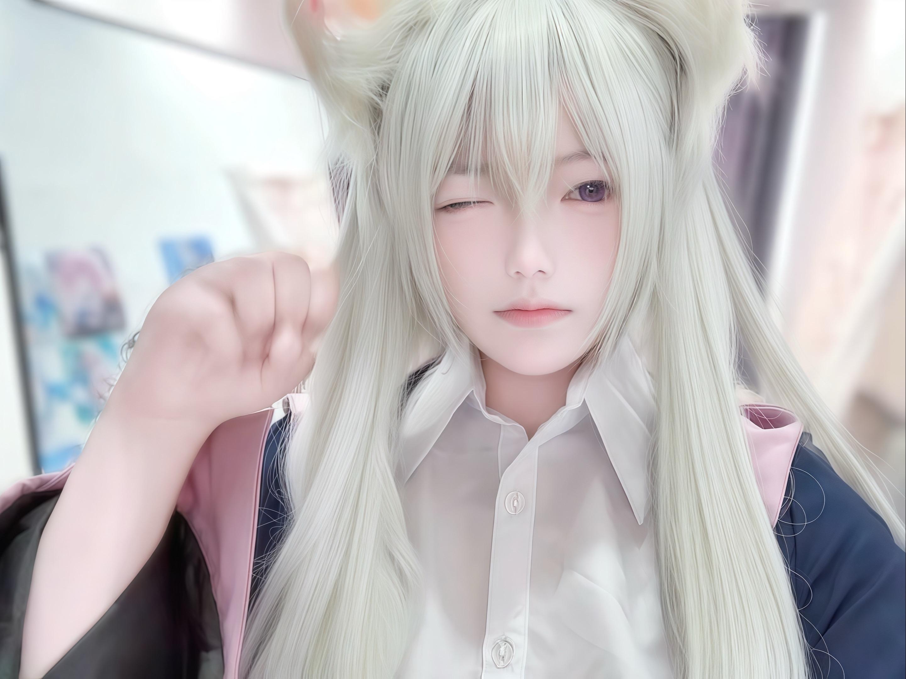 谁可以帮帮这个伊蕾娜画个领结