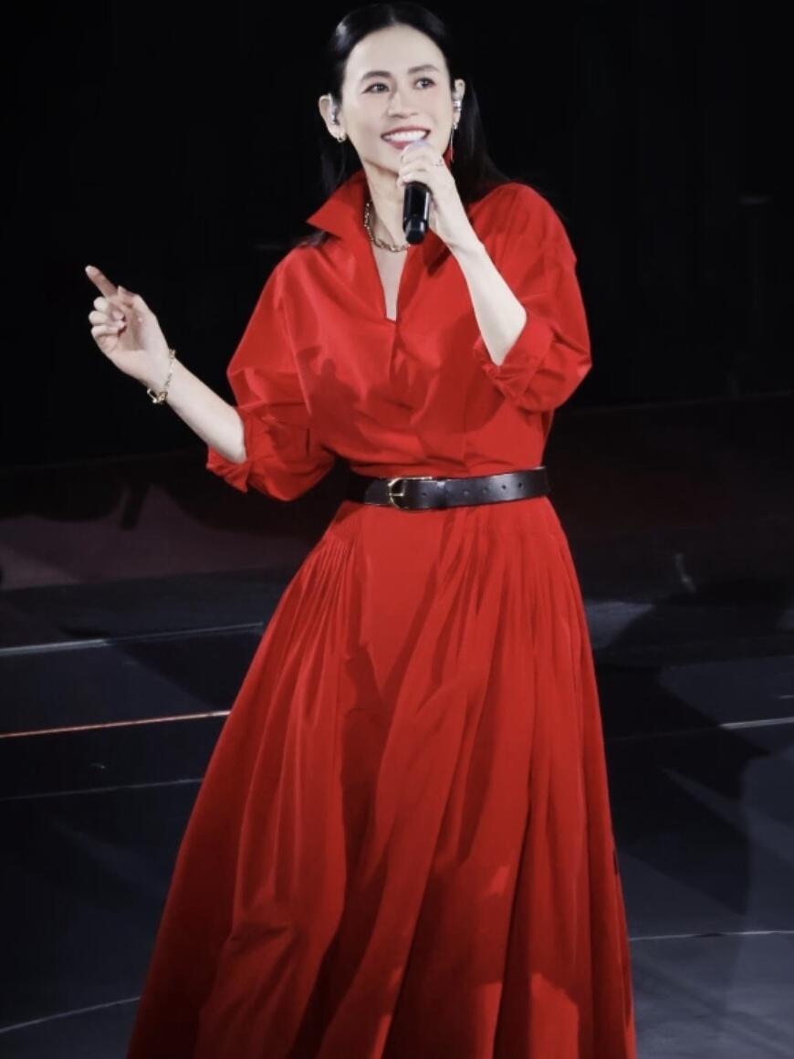 三位女神上身同一条拉夫劳伦红裙✨💎 林心如、宣萱、叶童 ​​​