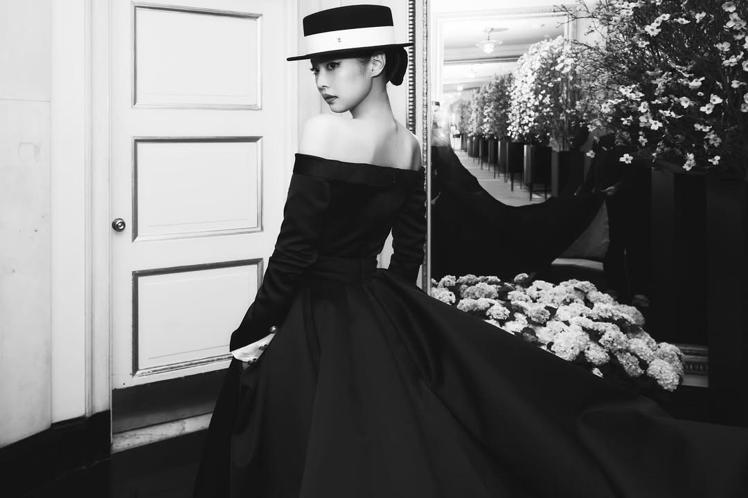 MET GALA 25 JENNIE 🖤 ​​​