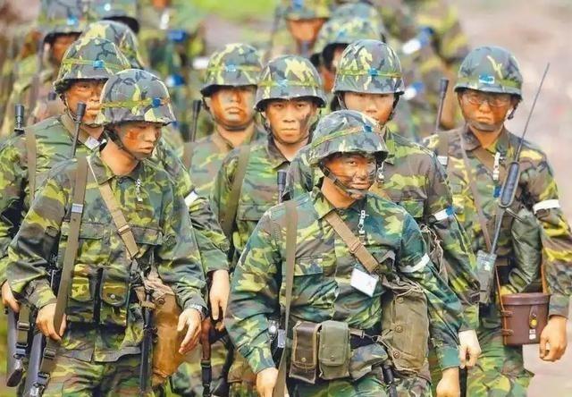台军将士将面临的尴尬： 若你抵抗人民解放军收复台湾， 被打死了你算谁家的烈士？ 
