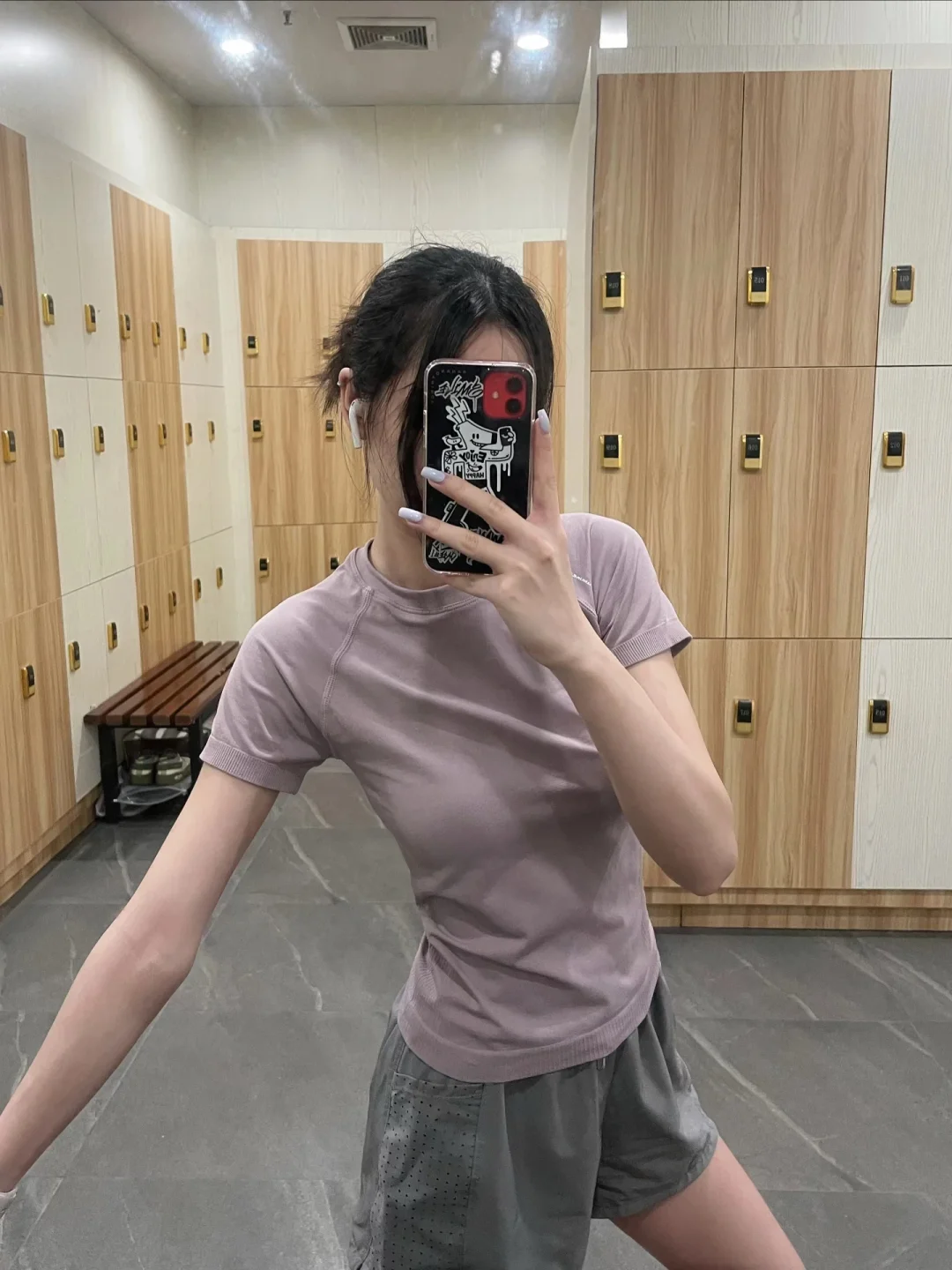 第一次穿，带动全健身房买了5件了。。。。。