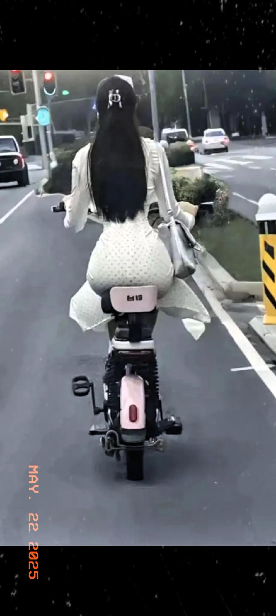 军师在哪里？请问这种如何追？急！！！
家人们！大无语事件！今天出门就被丘比特追着