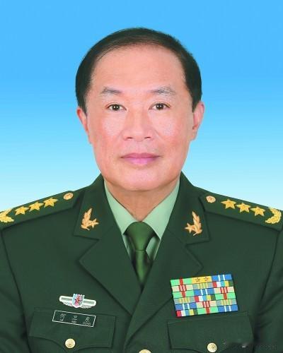 眼看他们这些人平地起高楼；眼看他们宴宾客；眼看他们楼塌了。归根结底，是他们的欲望