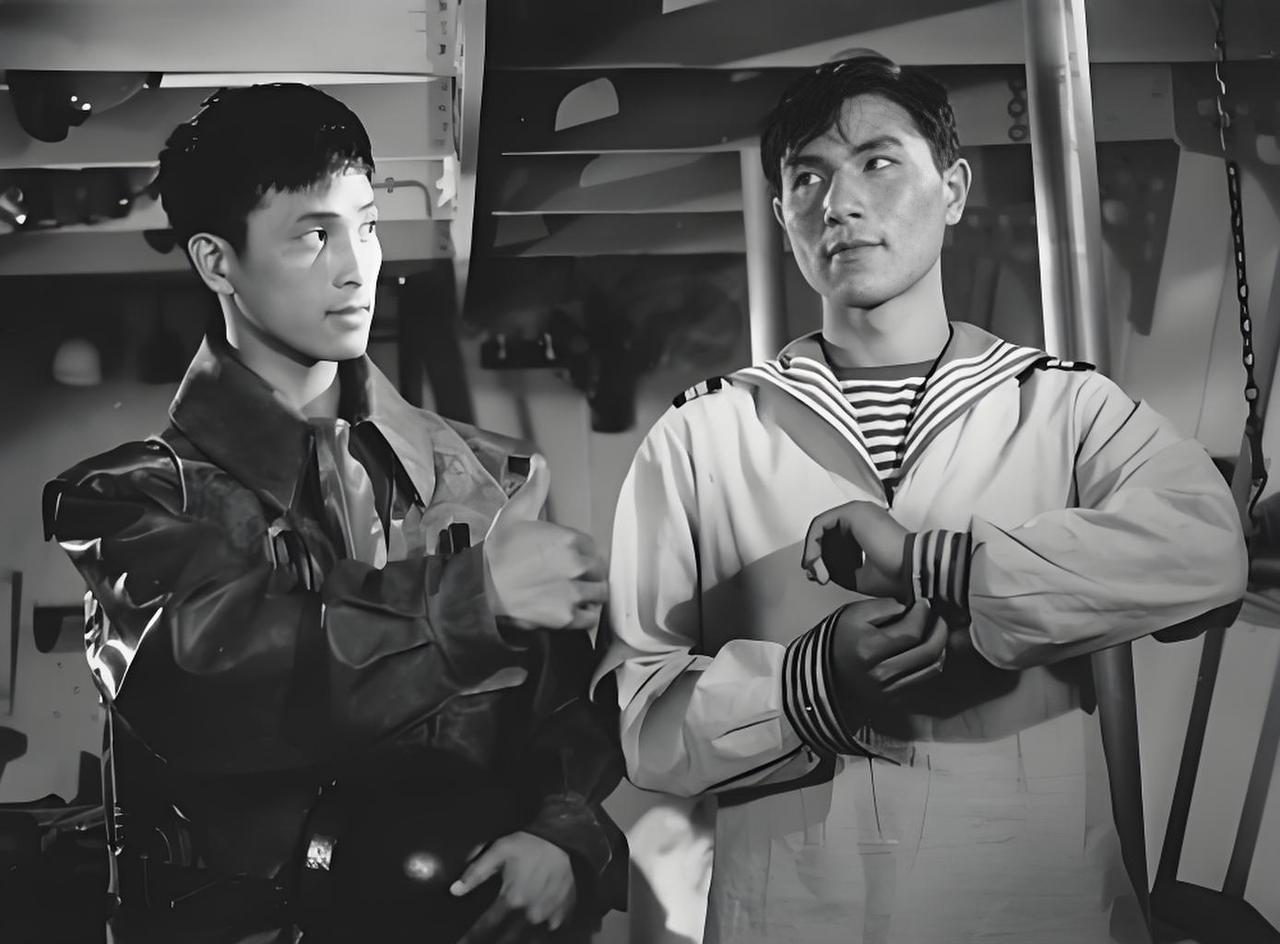赵矛在电影《水手长的故事》（1963年）中饰演李正良

影片里赵矛塑造的李正良满