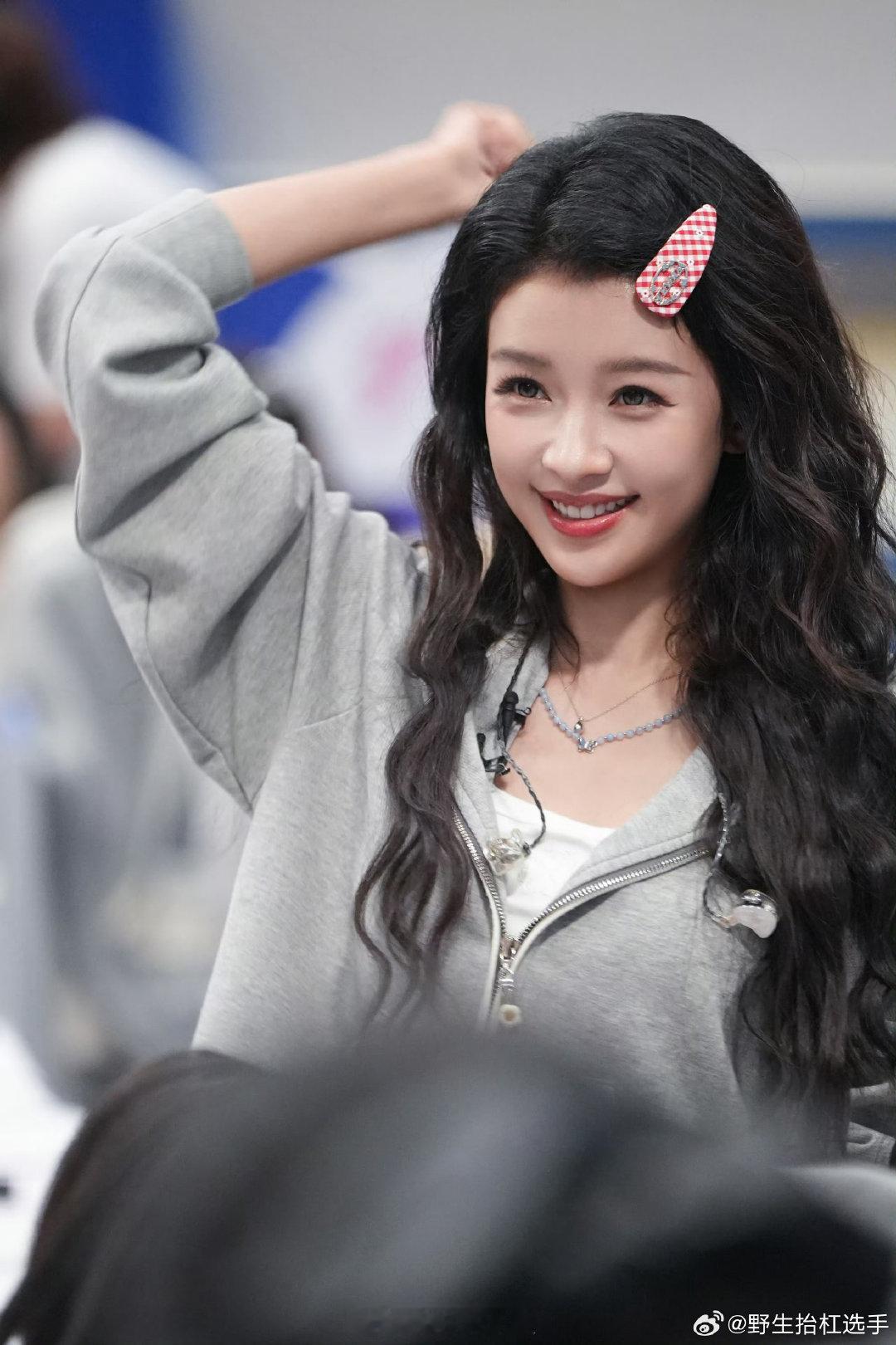 浪姐的温度在于让女性被看到乘风2026年龄从不是减分项，身份也不是天花板。浪姐的