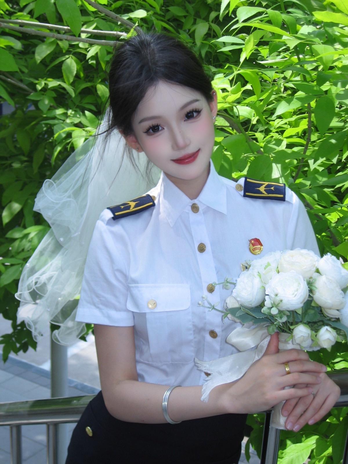 我一读再读 不得不承认青春是一本太仓促的书