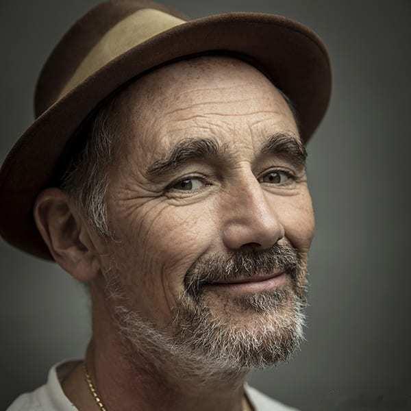 【《哈利波特》剧集”邓布利多“演员传言】Variety消息，#哈利波特#剧集剧组