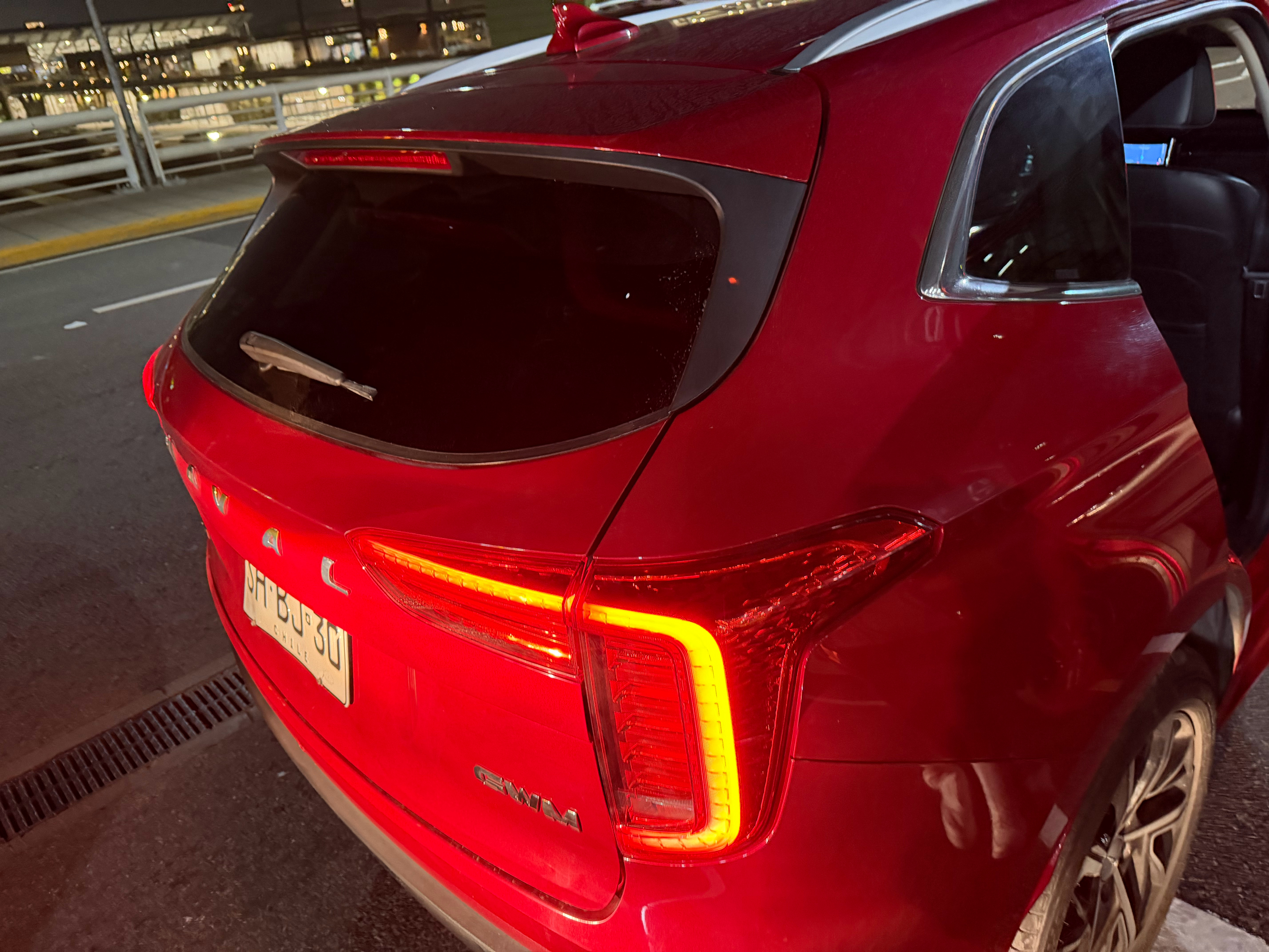 大v聊车 中国车真的遍布海外了。。在智利打了个uber，司机小哥居然开了个哈弗，