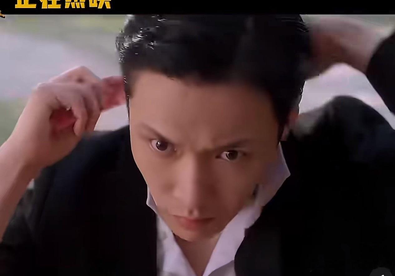 张艺兴五分钟让我笑了20次张艺兴好会演喜剧一演员， 这次太惊喜了剧抛脸演什么像什
