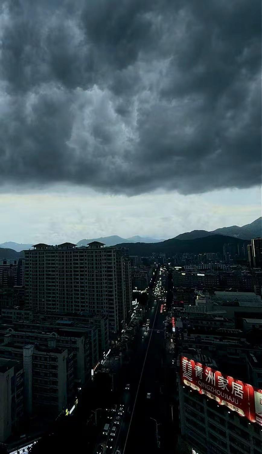 2026年5月29日下午的及时雨。潮讪气候变化 普宁市天气记录时光留下美好回忆