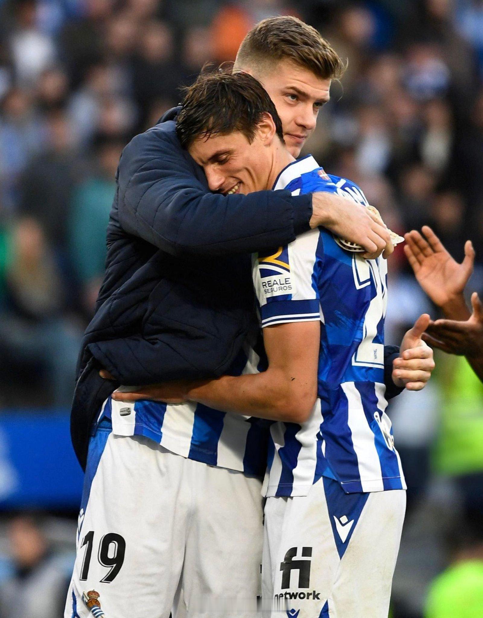 顺利会师[金牌]#马竞大都会# ​​​