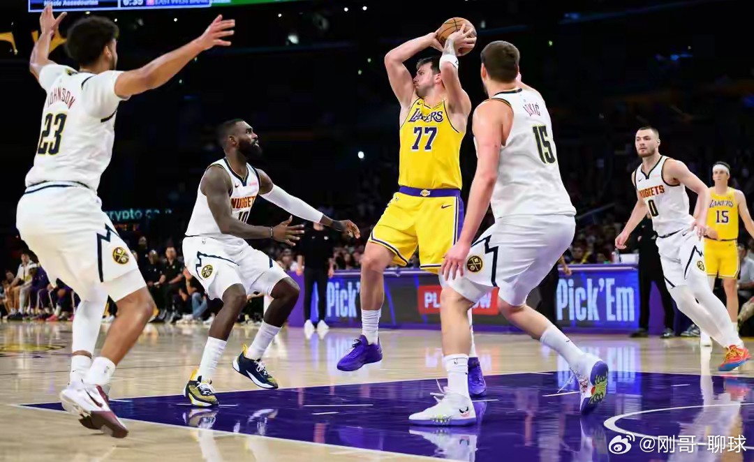 湖人加时险胜掘金豪取5连胜 东契奇30分三双献0.5秒准绝杀掘金vs湖人nba 