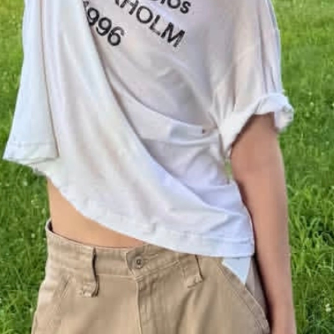这个腰线有点太火辣了妈妈🥵 