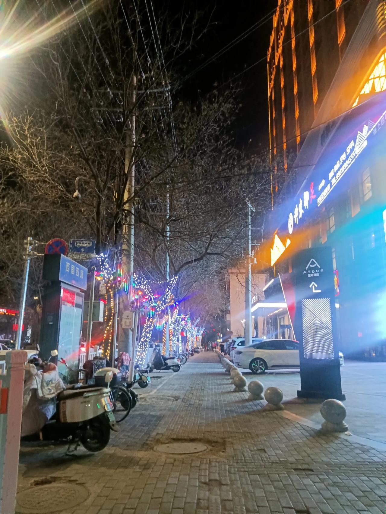 一个大家公认的好女人，对公婆好，对妯娌子侄辈们好，把家族的关系维护的都好，对庄子