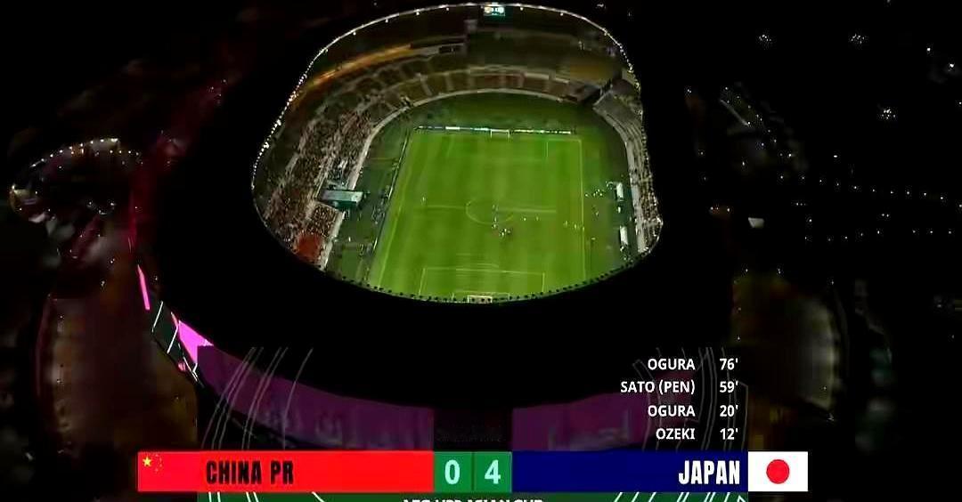 0比4，听着扎耳，但别急着骂。
 
这是咱们U23第一次摸到亚洲杯决赛地板，以前