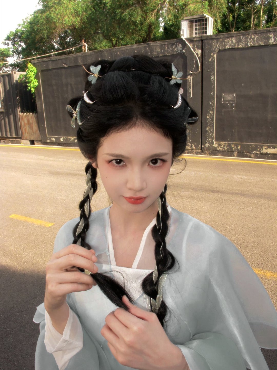 张淼怡错世录造型妆造来了特别美