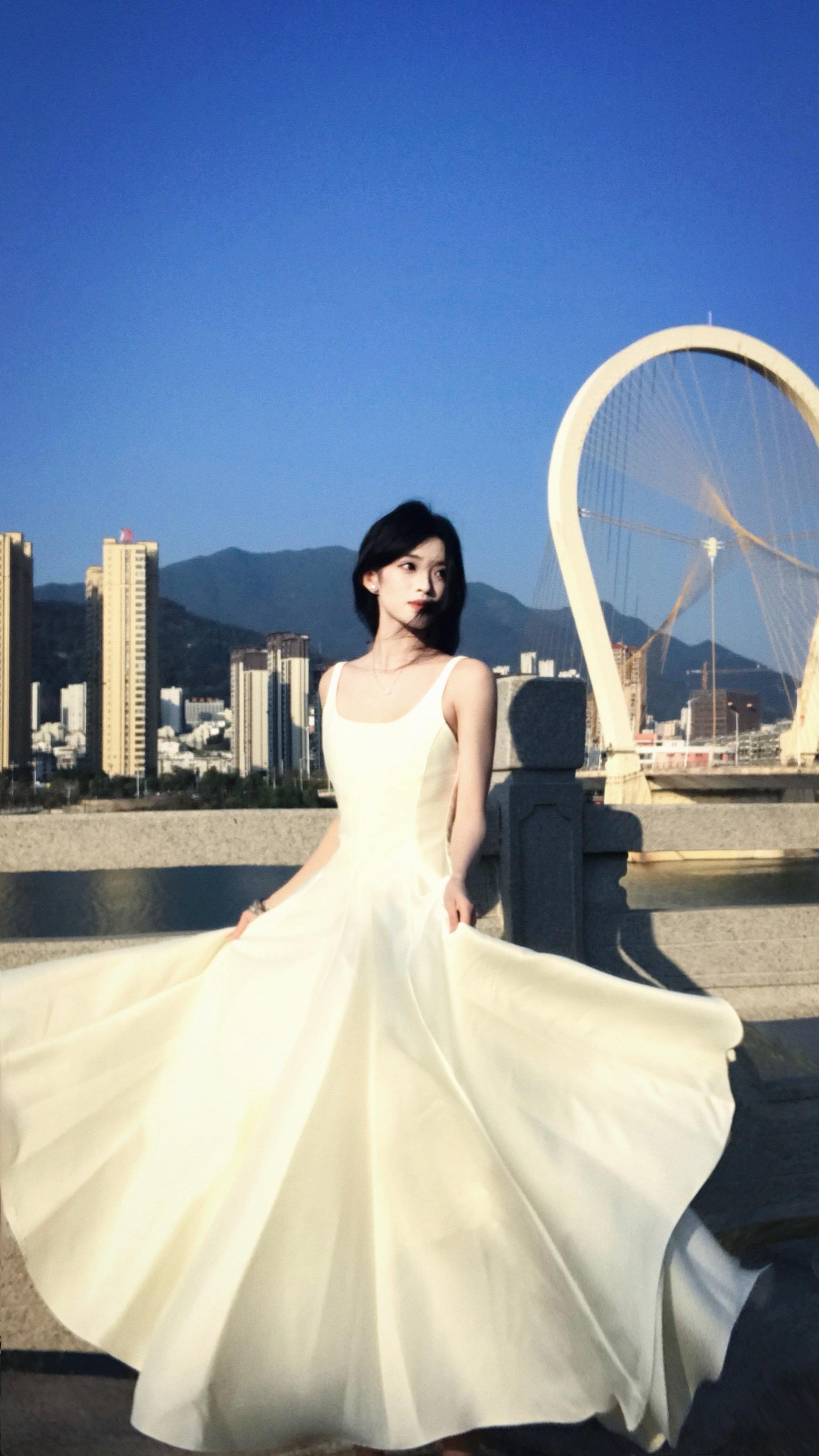 “若如初见 为谁而归”