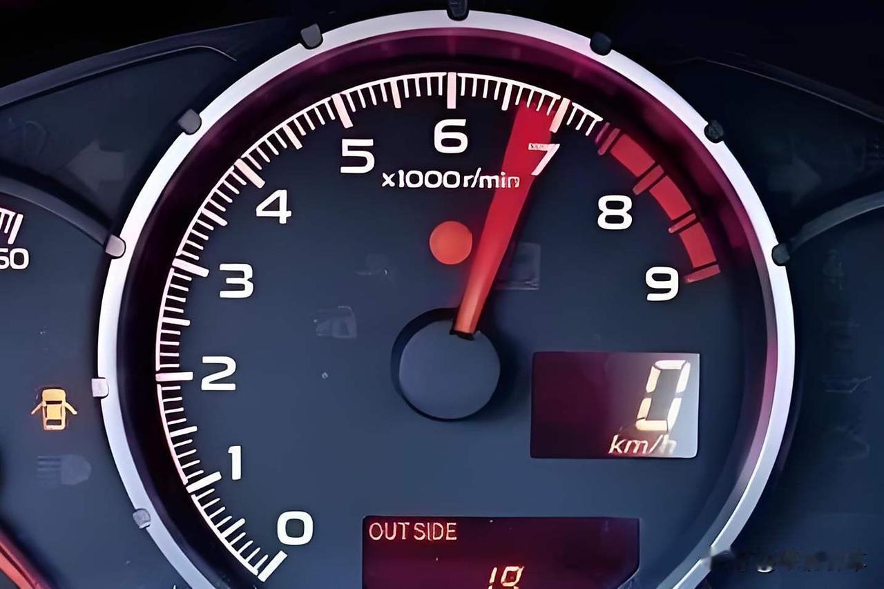 今日系列（自然吸气发动机）。

在设计原理上自吸车相比涡轮车发动机更稳定耐用，由