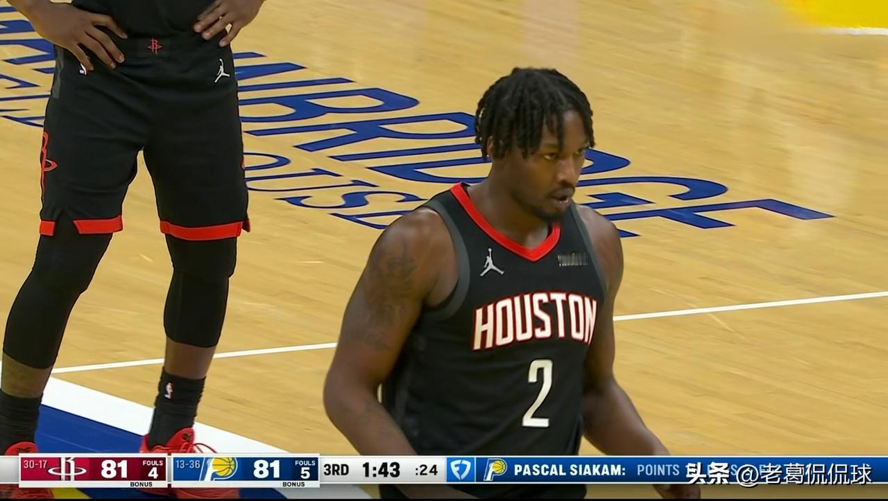 火箭大将芬尼-史密斯真是难堪大用！今天火箭在客场以118：114险胜步行者，本场