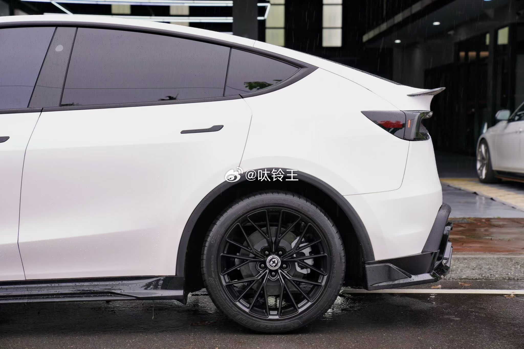 2026 Tesla Model Y改装HRE FF28 黑色20寸 现货在仓 