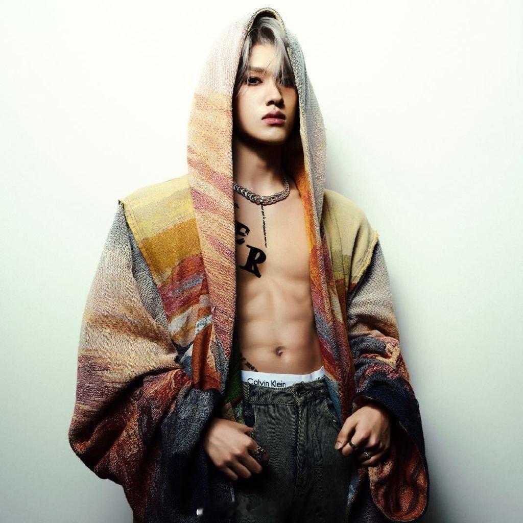 穆祉丞把头像换成了张极的裸上身照穆祉丞把头像换成张极了穆祉丞头像是张极裸上身照