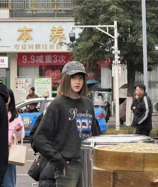 据说这才是线下肉眼看关晓彤的样子 